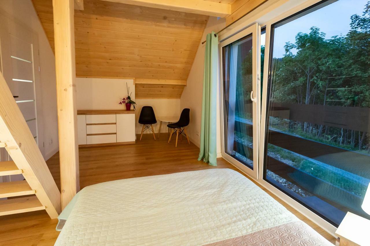 Apartament Podmagura Щирк Екстериор снимка